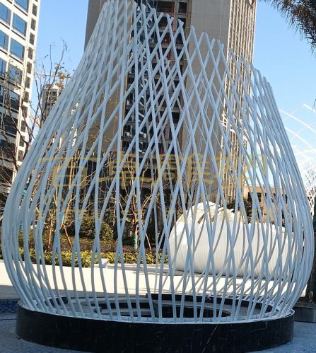 城市雕塑不锈钢网格笼子