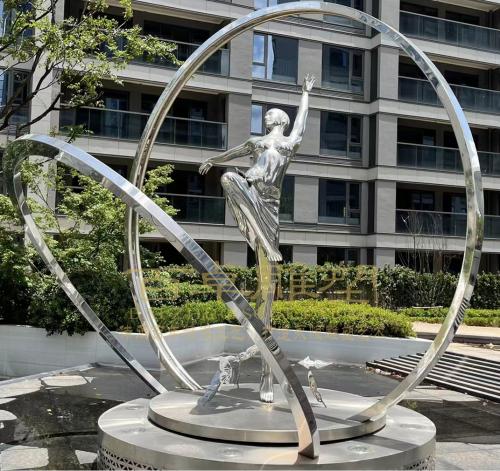 城市雕塑不锈钢圆环雕塑